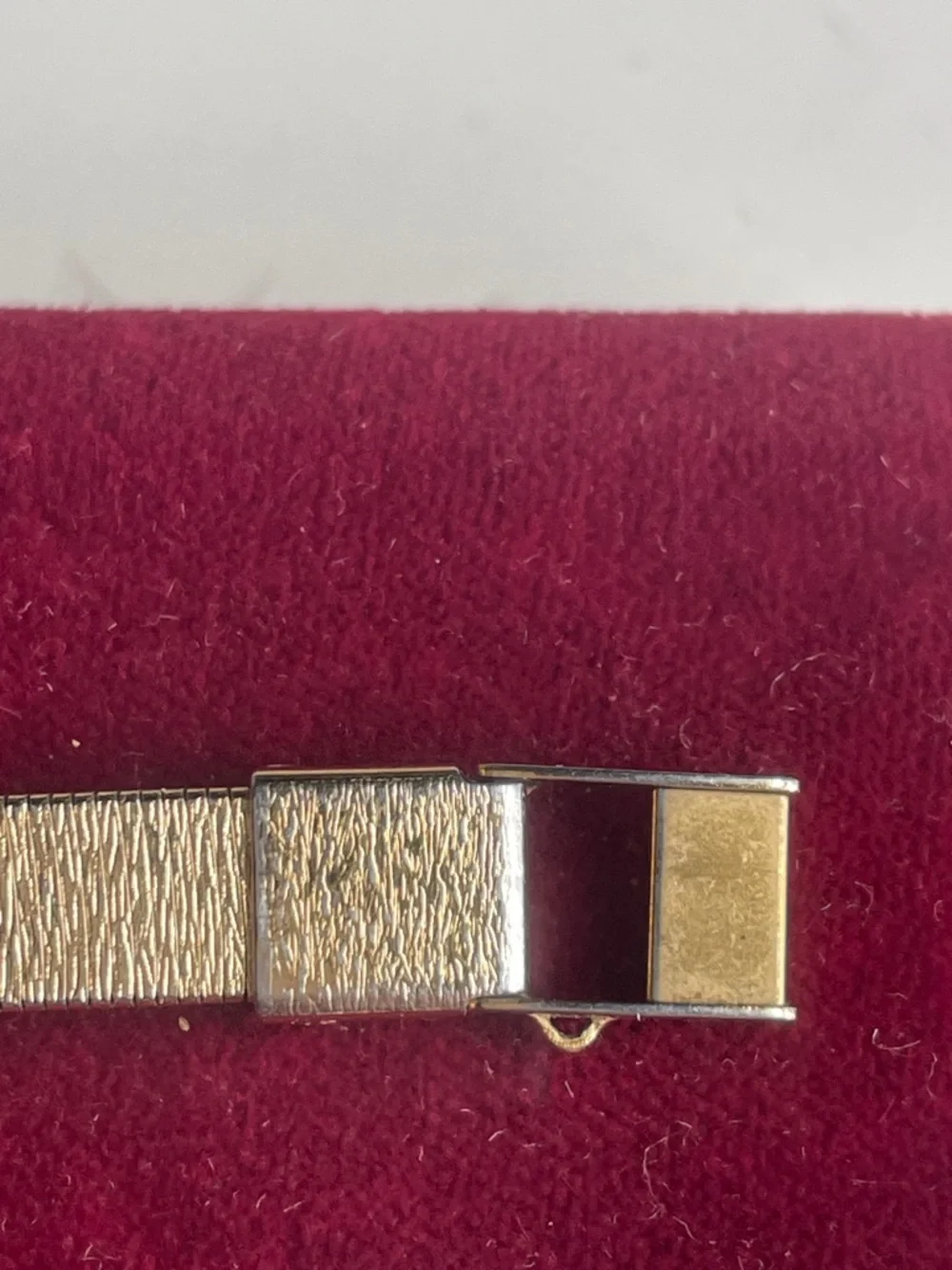 Seiko 2C20-6510 Vintage Gold-Tone Ladies Watch - running